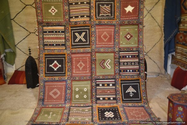 MOROCCO VINTAGE rug from 1980 | 10x6ft (3.22x2.1cm)