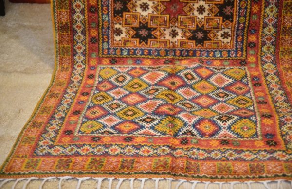 1980 Vintage Moroccan Rug, 10x5ft (3.12x1.67m)
