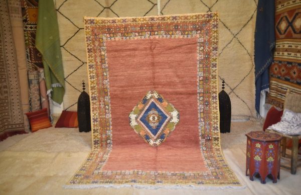faded 80s vintage Moroccan Rug, Wool Rug,Very clean & amazing condition - Well Preserved