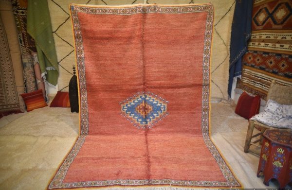handwoven vintage moroccan Rug from 80s , 12x7ft (3.7x2.4m)