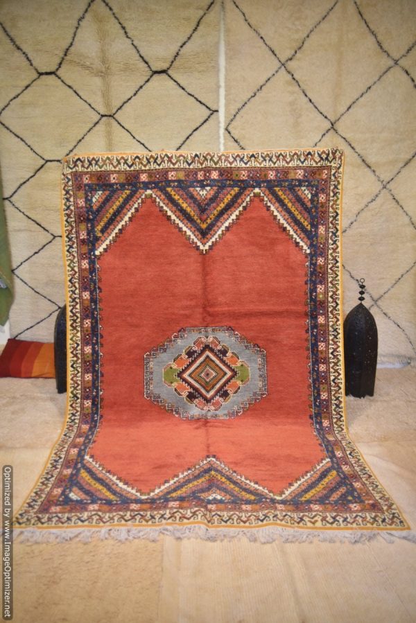 Red vintage Royal 80s Moroccan Rug, Very old luxe rug from morocco 9x6ft (3.03x1.98cm)