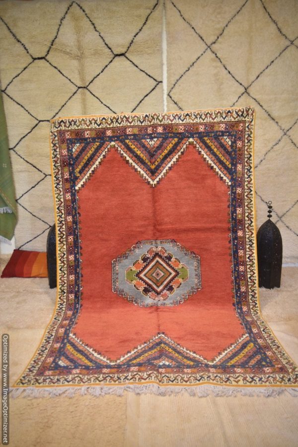 Red vintage Royal 80s Moroccan Rug, Very old luxe rug from morocco 9x6ft (3.03x1.98cm)