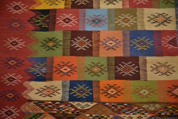 Top design handmade berber carpet, taznakht moroccan rug, vintage, moroccan carpet,handmade moroccan rug,vintage berber rug
