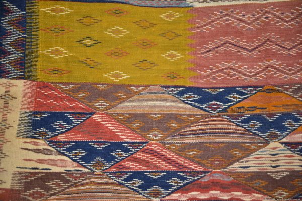 handmade berber carpet, taznakht moroccan rug, authentic wool carpet,handmade moroccan rug,vintage berber rug