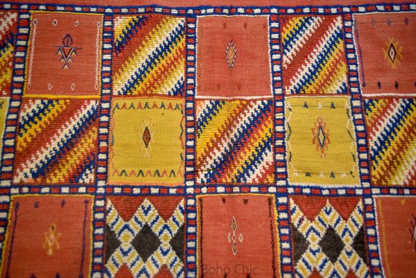 OLD rug from morocco made 1980 - Very clean & amazing condition - Well Preserved