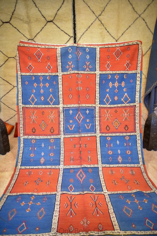 Vintage Taznakht Moroccan Rug , Handmade Moroccan Berber Rug, Handwoven Wool Rug, Tribal Bohemian Area Rug with distressed Moroccan pattern
