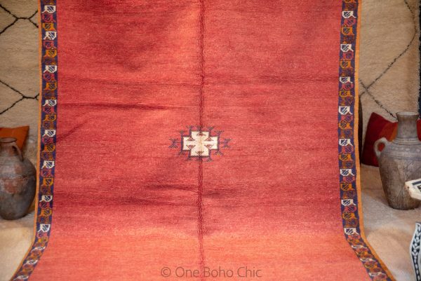 VINTAGE 80s Moroccan rug, Moroccan Rugs, Very clean & amazing condition - Well Preserved