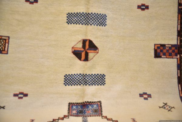 vintage berber rug, boho rug, nordic rug, cosy interior rug, distress old antique 90s rug
