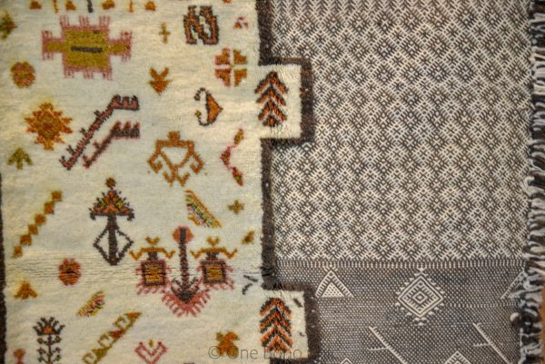 unique design rug, taznakht moroccan rug, authentic wool carpet,handmade moroccan rug,vintage berber rug,handmade berber carpet