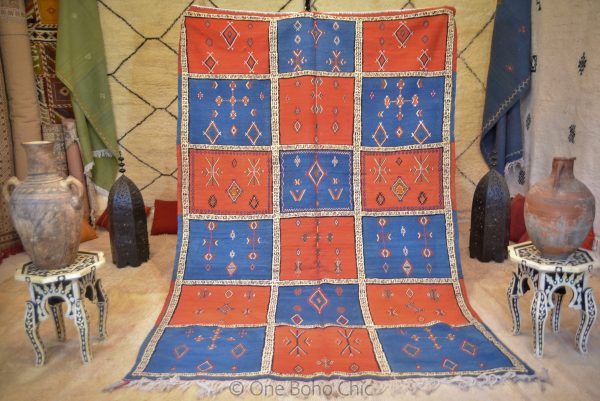 Vintage Taznakht Moroccan Rug , Handmade Moroccan Berber Rug, Handwoven Wool Rug, Tribal Bohemian Area Rug with distressed Moroccan pattern