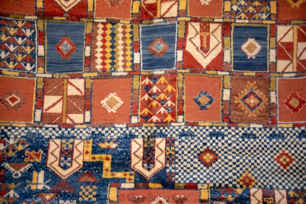 Vintage Polonaise Moroccan Rug , Handmade Moroccan Berber Rug, Handwoven Wool Rug, Tribal Bohemian Area Rug with distressed Moroccan pattern
