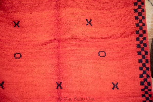 Red Berber 80s Rug - OLD Moroccan 80s Carpet, Moroccan Rugs, Beni Ouarain Rug, Moroccan Mrirt Rug, Ethnic Boho Rug