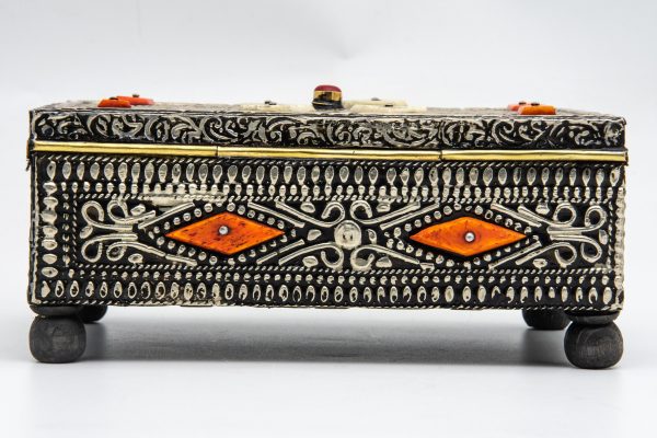 Old Moroccan chest, Jewellery Box Oriental Vintage Brass Treasure Chest Jewelry Box