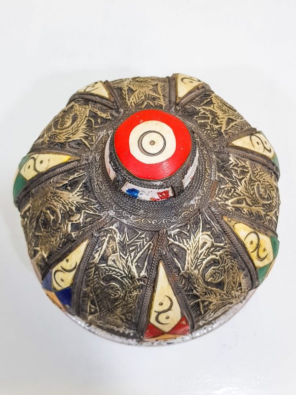 hand engraved vintage pottery vase | Arabian Art Decor Table