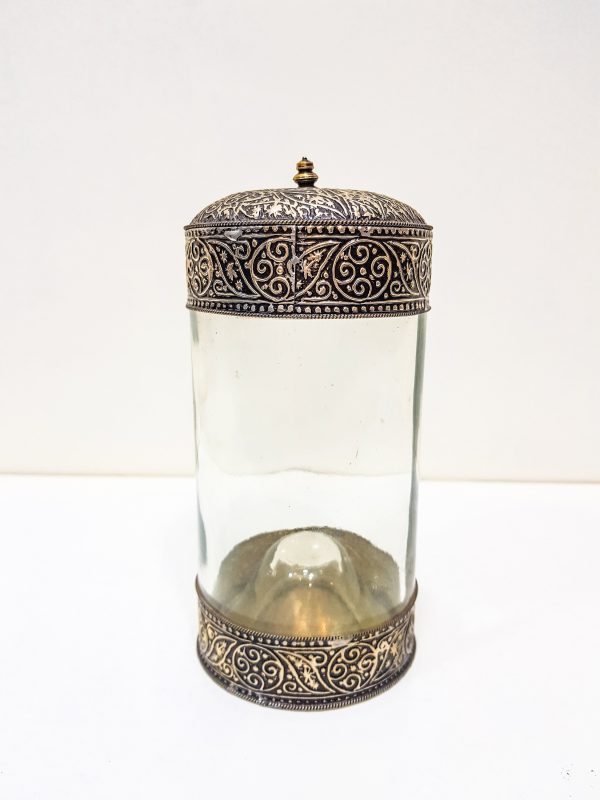 Antique Moroccan oil Lamp - Very beautiful moroccan antique decor