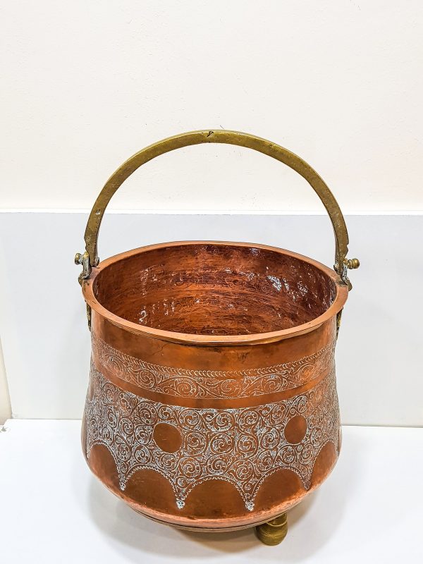 Moroccan large copper - Brass footed pot with handle from Morocco - Very beautiful moroccan antique decor