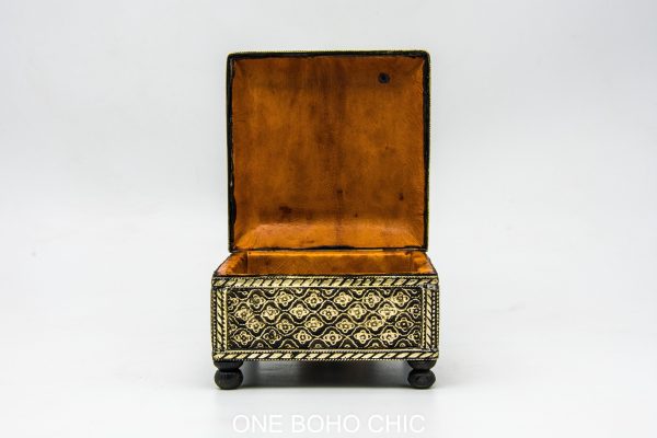 Old royal berber engraved chest decorated with beautiful copper motifs - chest ethnic handmade wooden