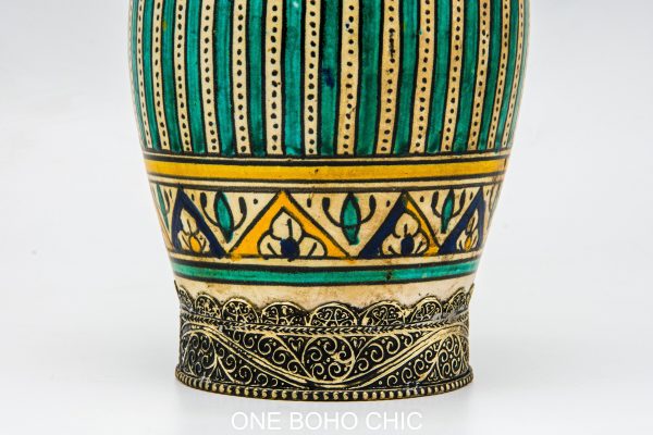 Vintage Pottery Pot Moroccan vase Arabian Art chic luxurious Decor