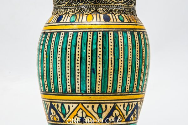 Vintage Pottery Pot Moroccan vase Arabian Art chic luxurious Decor