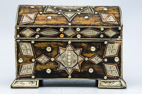 Chest ethnic handmade beautiful jewelery box with moroccan motif