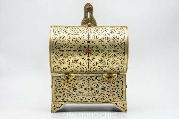 Vintage moroccan engraved copper decorated with beautiful natural stone - chest ethnic handmade wooden - chest ethnic