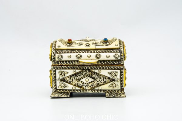 Chest ethnic handmade beautiful jewelery box with moroccan motif Very beautiful moroccan antique decor