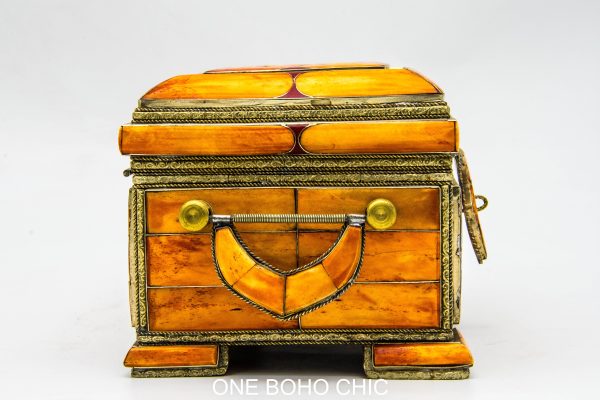 Chest ethnic handmade beautiful jewelery box with moroccan motif Very beautiful moroccan antique decor