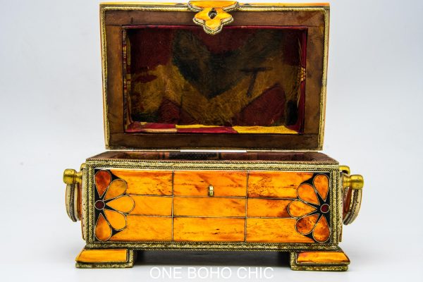 Chest ethnic handmade beautiful jewelery box with moroccan motif Very beautiful moroccan antique decor