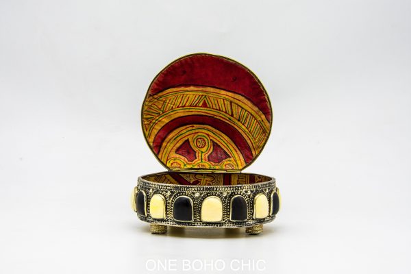 Chest ethnic handmade beautiful jewelery box with moroccan motif Very beautiful moroccan antique decor