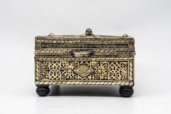 Chest ethnic handmade beautiful jewelery box with moroccan motif Very beautiful moroccan antique decor