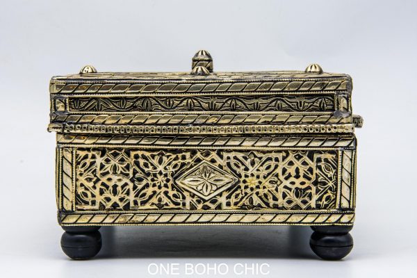 Chest ethnic handmade beautiful jewelery box with moroccan motif Very beautiful moroccan antique decor