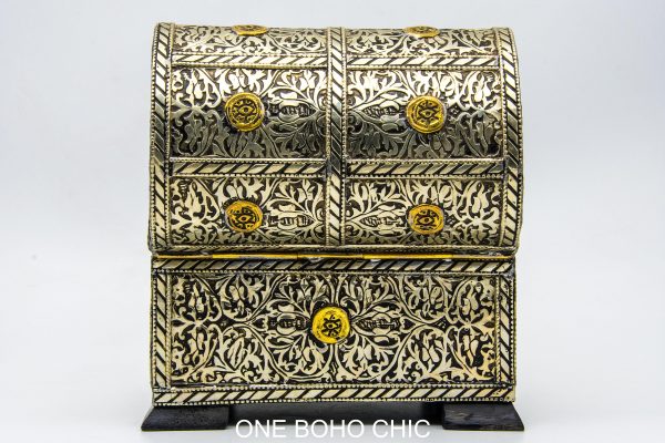 Chest ethnic handmade beautiful jewelery box with moroccan motif Very beautiful moroccan antique decor