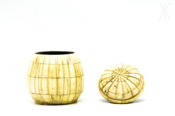 Pot with camel bones, Vintage Moroccan Camel bones Pot, Arabian Art chic luxurious Decor