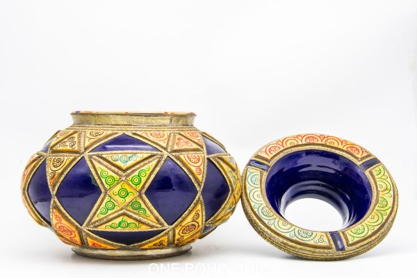 Old Moroccan Ceramic Ashtray Arabian Art chic luxurious Decor ( no size no price )