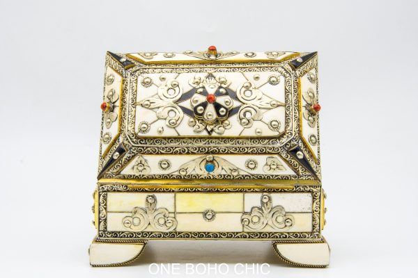Vintage Moroccan chest - Moroccan Metal Chest, Moroccan home decor
