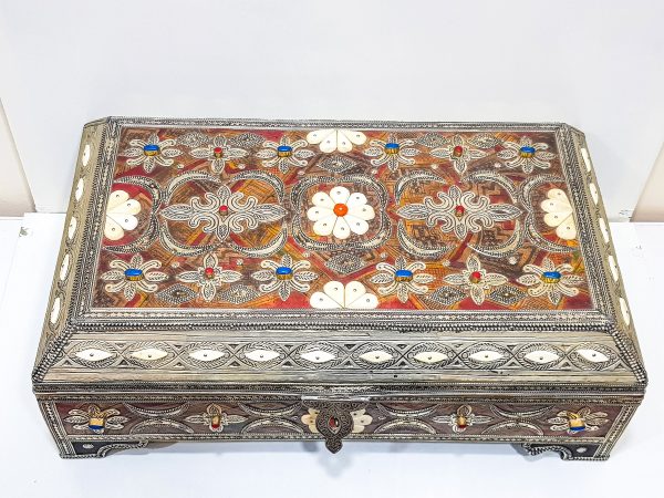 Mother Day Gift boxe from daughter - Vintage Moroccan chest - Moroccan Wooden Chest