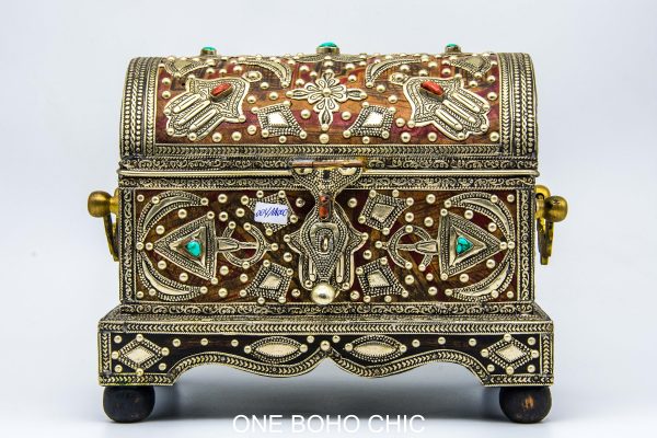 Old royal berber engraved chest decorated with beautiful copper motifs - chest ethnic handmade wooden