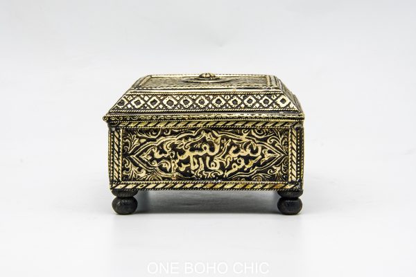 Old royal berber engraved chest decorated with beautiful copper motifs - chest ethnic handmade wooden