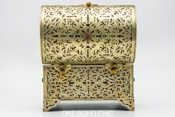 Vintage moroccan engraved copper decorated with beautiful natural stone - chest ethnic handmade wooden - chest ethnic