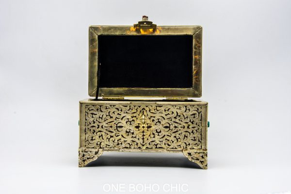 Vintage moroccan engraved copper decorated with beautiful natural stone - chest ethnic handmade wooden - chest ethnic