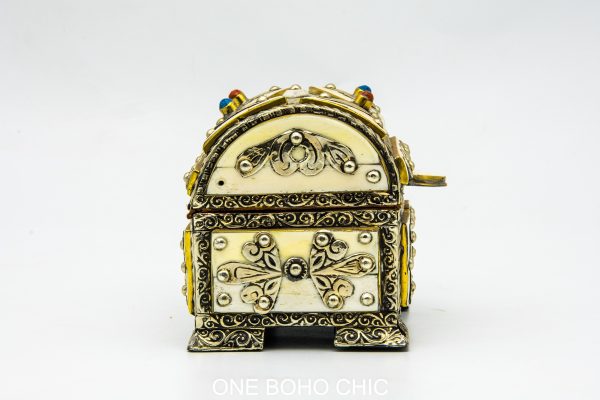 Chest ethnic handmade beautiful jewelery box with moroccan motif Very beautiful moroccan antique decor