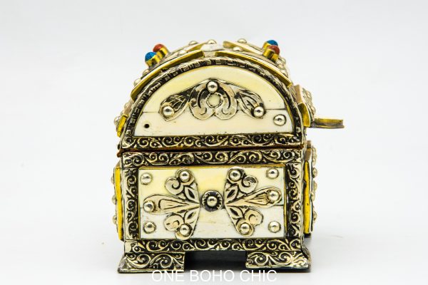 Chest ethnic handmade beautiful jewelery box with moroccan motif Very beautiful moroccan antique decor