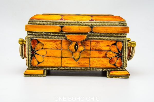 Chest ethnic handmade beautiful jewelery box with moroccan motif Very beautiful moroccan antique decor