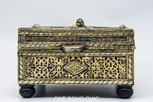 Chest ethnic handmade beautiful jewelery box with moroccan motif Very beautiful moroccan antique decor