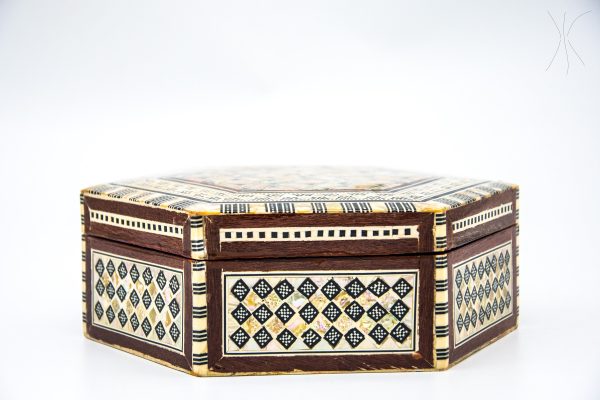 Chest ethnic handmade beautiful jewelery box with moroccan motif Very beautiful moroccan antique decor