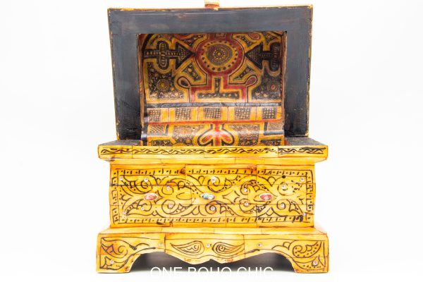 Chest ethnic handmade beautiful jewelery box with moroccan motif Very beautiful moroccan antique decor