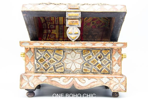 Vintage Moroccan chest - Moroccan Metal and wood Chest, Moroccan home decor