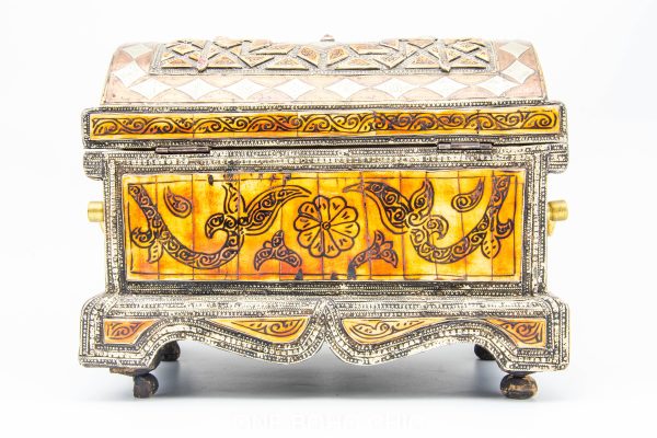 Vintage Moroccan chest - Moroccan Metal and wood Chest, Moroccan home decor