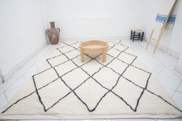 Beni Ourain Rug, Bohemian Rug, Aztec Rug, vintage berber rug, boho rug, nordic rug, cosy interior rug, distress old antique 90s rug