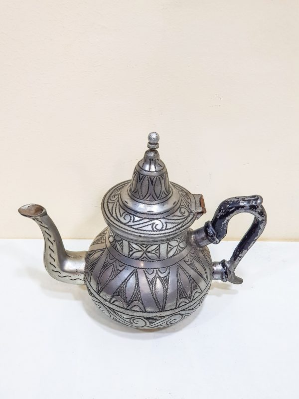 Vintage Moroccan Engraved Tea pot | Super condition